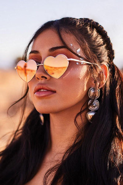 QUAY Heartbreaker Sunglasses Rose | Hello Molly USA