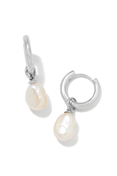 KENDRA SCOTT Willa Silver Pearl Huggie Earrings Silver White Pearl